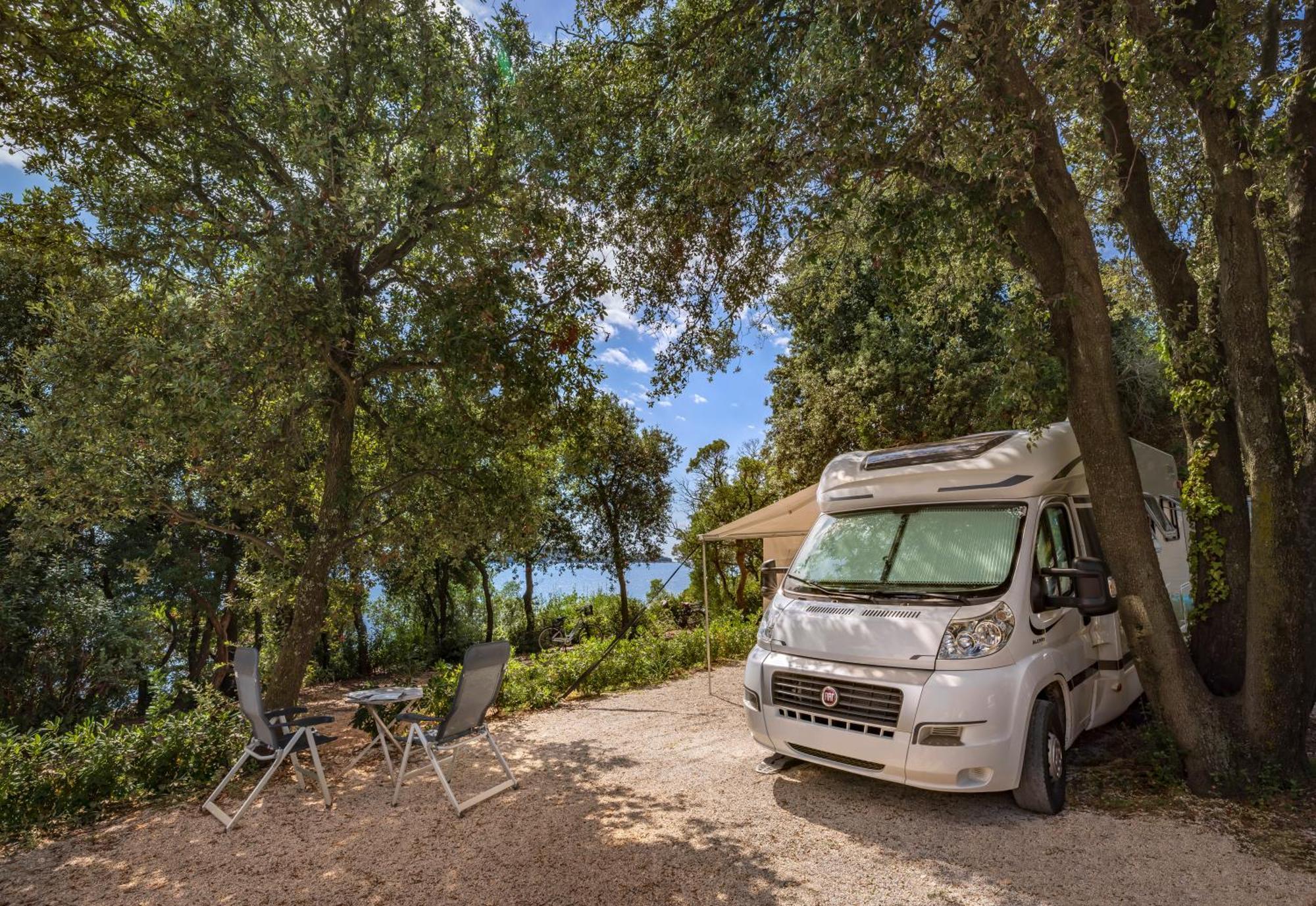 Maistra Camping Koversada Uncovered Naturist Pitches Врсар Екстер'єр фото
