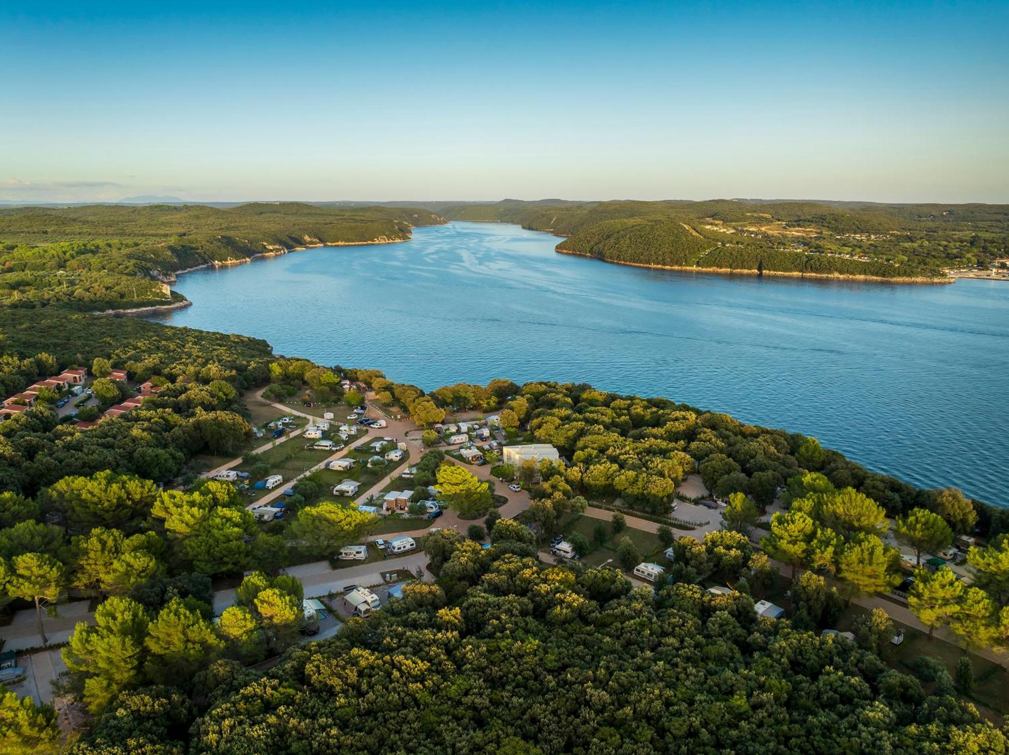 Maistra Camping Koversada Uncovered Naturist Pitches Врсар Екстер'єр фото
